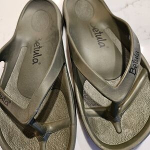 Betula Olive Green Women's Thong Sandals